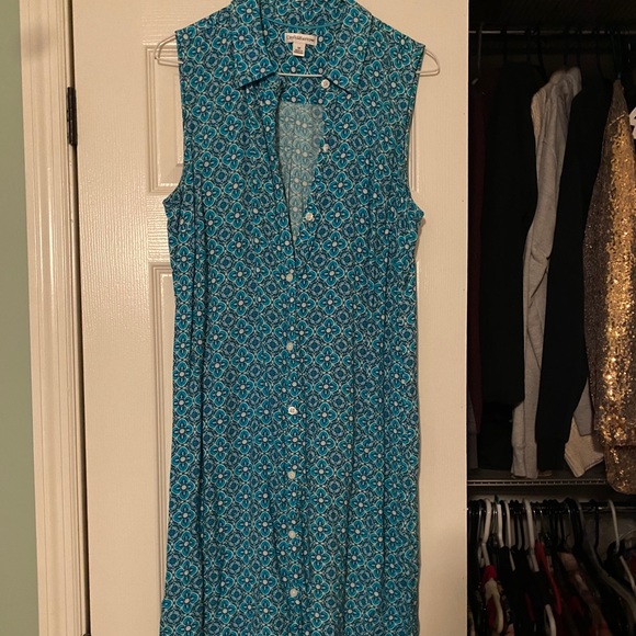 Sleeveless dress - Picture 1 of 2